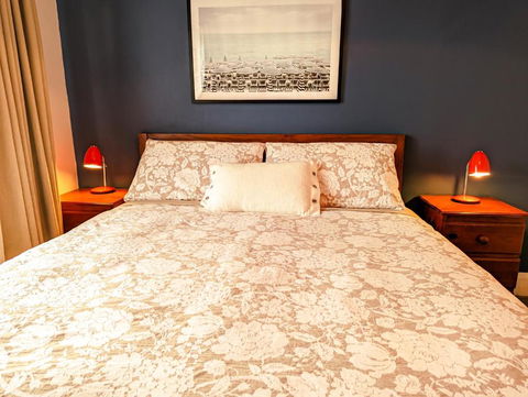 Room @ 88 - Hotel Accommodation 1