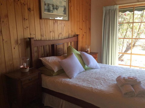 Rose Cottage - Hotel Accommodation 2