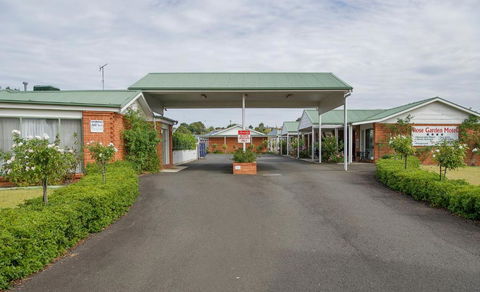 Rose Garden Motel - Hotel Accommodation 3