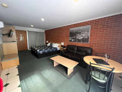 Rose Garden Motel - Hotel Accommodation 2