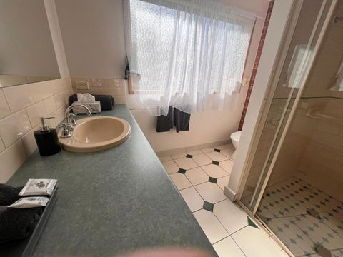 Rose Garden Motel - Hotel Accommodation 1