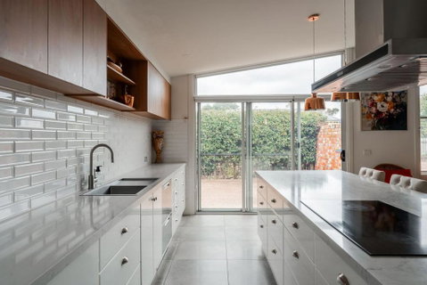Rose Villa Heritage Home With Parking & WiFi - Hotel Accommodation 2