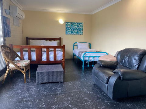 Rosebourne Gardens Motel - Hotel Accommodation 2