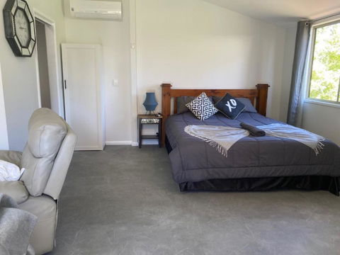 Rosehill Cottage And Bush Retreat - Hotel Accommodation 1
