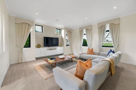 Roselawn Retreat - Pool, Incredible Views, Sleeps 8 - Hotel Accommodation 1
