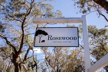 Rosewood Cottage with Hotel Accommodation