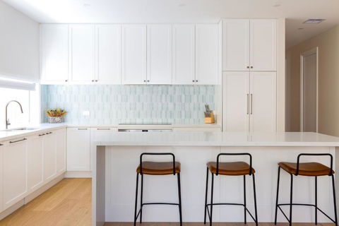 Rosewood Retreat New Luxury Home - Hotel Accommodation 2