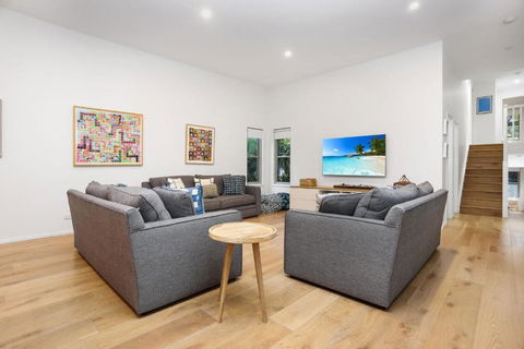Russell Street Retreat - Hotel Accommodation 2