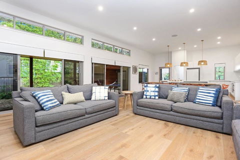 Russell Street Retreat - Hotel Accommodation 1