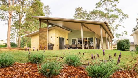 RUST - Hotel Accommodation 1