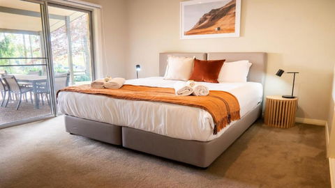 RUST - Hotel Accommodation 3