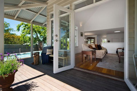 Sades - Hotel Accommodation 2