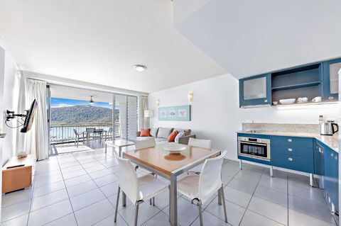Sails On The Sea - Club Wyndham - Hotel Accommodation 1