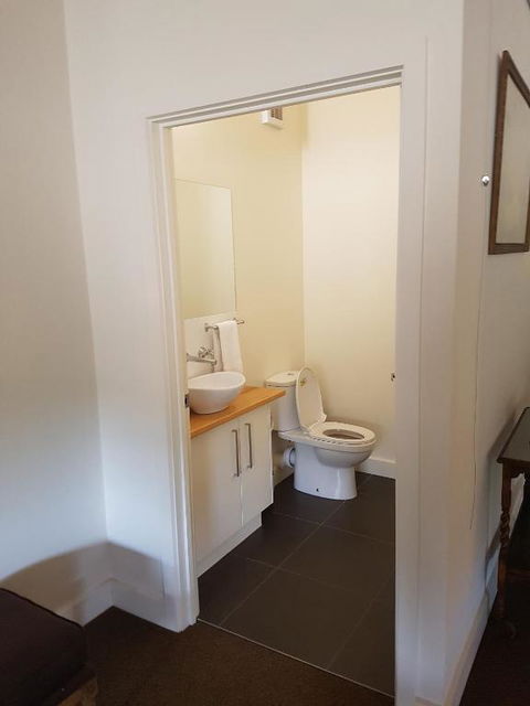 Saladin Lodge - Hotel Accommodation 1