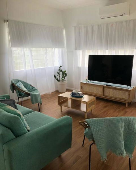 Salt Apartment - Hotel Accommodation 0