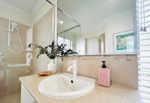Salt - Hotel Accommodation 3