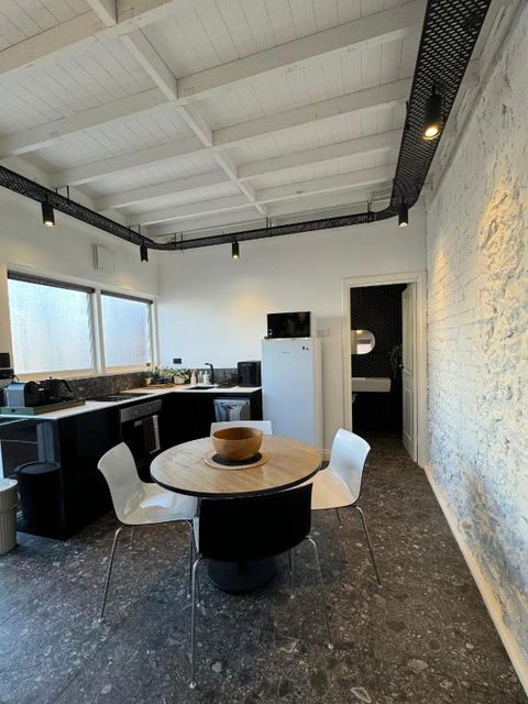 Salt Lifestyle Apartment Fremantle - Hotel Accommodation 2