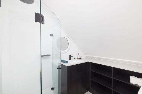 Salt Wood Cabin Style Retreat - Hotel Accommodation 3