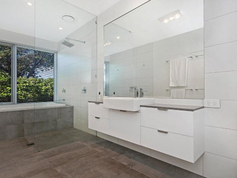 Saltwater Lodge - Hotel Accommodation 3