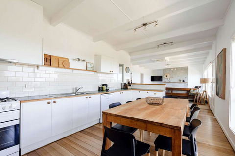Saltwater Terrace With Panoramic Ocean Views - Hotel Accommodation 3