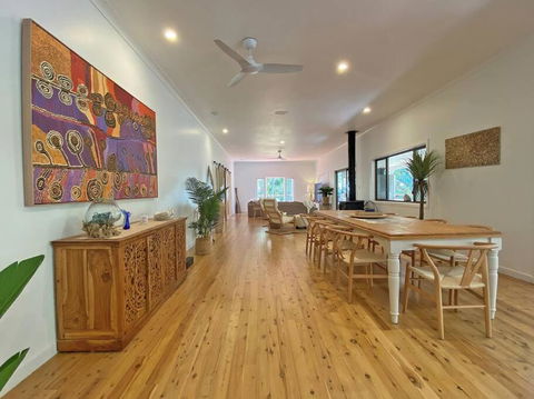 Salty Beach - Hotel Accommodation 2