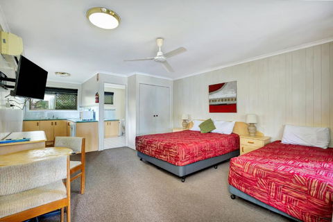 Sanctuary Lakes Fauna Retreat - Hotel Accommodation 3