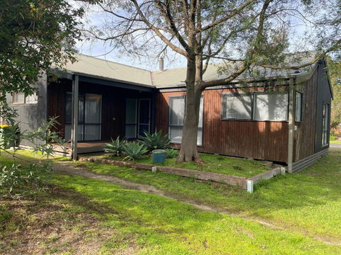 Sanders Beach House - Hotel Accommodation 0