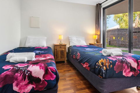 Sandbar Cape View Resort - Hotel Accommodation 3