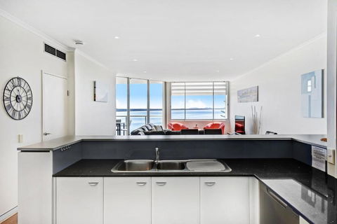 Sandcastle Apartments - Hotel Accommodation 2