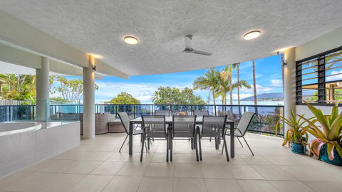 Sandcastle - Hotel Accommodation 1