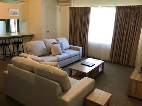 Sandcastles Holiday Apartments - Hotel Accommodation 1