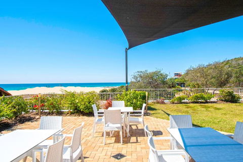 Sandcastles On Currumbin Beach - Hotel Accommodation 1