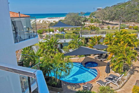 Sandcastles On Currumbin Beach - Hotel Accommodation 0