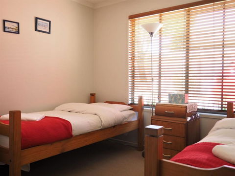 Sandhurst Escape 2 17 - Hotel Accommodation 2