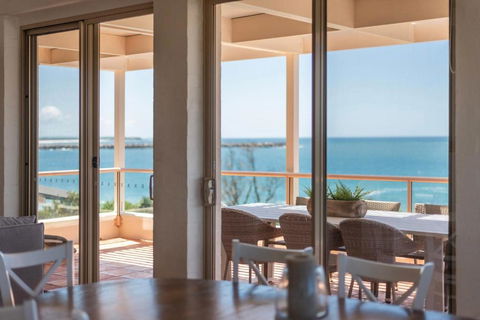 Sandrift Two - Oceanstays - Hotel Accommodation 0