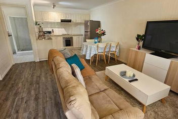 Sandringham Tranquil Retreat with Hotel Accommodation