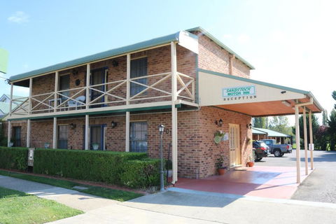 Sandstock Motor Inn Armidale - Hotel Accommodation 2