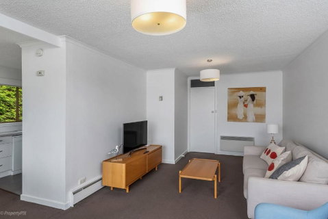 Sandy Bay Waterfront - Hotel Accommodation 3