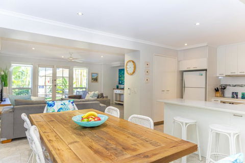 Sandy Beach Resort - Hotel Accommodation 1