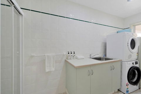 Sandy Cove @ Royle Palms - Hotel Accommodation 2