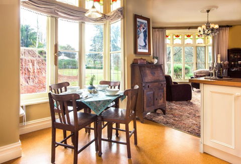 Sassafras Village Stay - Historic Home Sleeps 4 - Hotel Accommodation 1