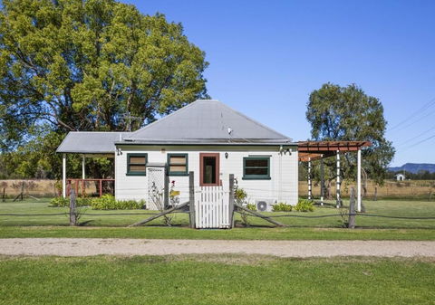 Scarborough Cottage - Hotel Accommodation 3