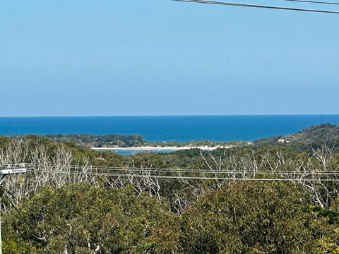 Sea Breeze 16 Wirraway Ave - Hotel Accommodation 1