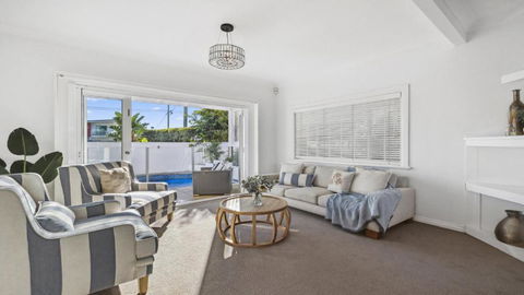 Sea Breeze - Hotel Accommodation 1