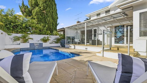 Sea Breeze - Hotel Accommodation 2