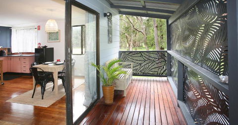 Sea Foam Cottage - Hotel Accommodation 0