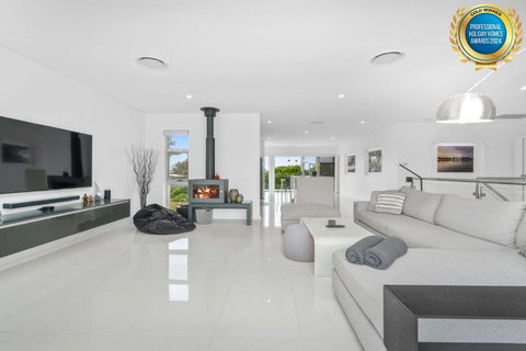 Sea La Vie - Pet Friendly With Fireplace And Swimming Pool & Spa - Hotel Accommodation 1