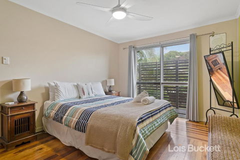 Sea Whisper - Hotel Accommodation 1