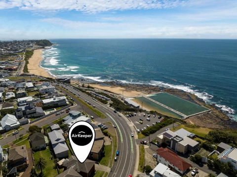 Seascape 500m To Merewether Ocean Baths - Hotel Accommodation 0
