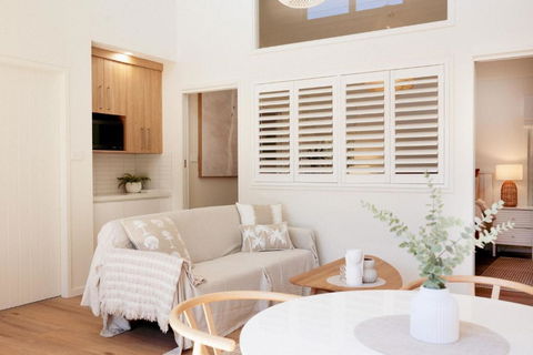 Seaside Escape - Hotel Accommodation 2